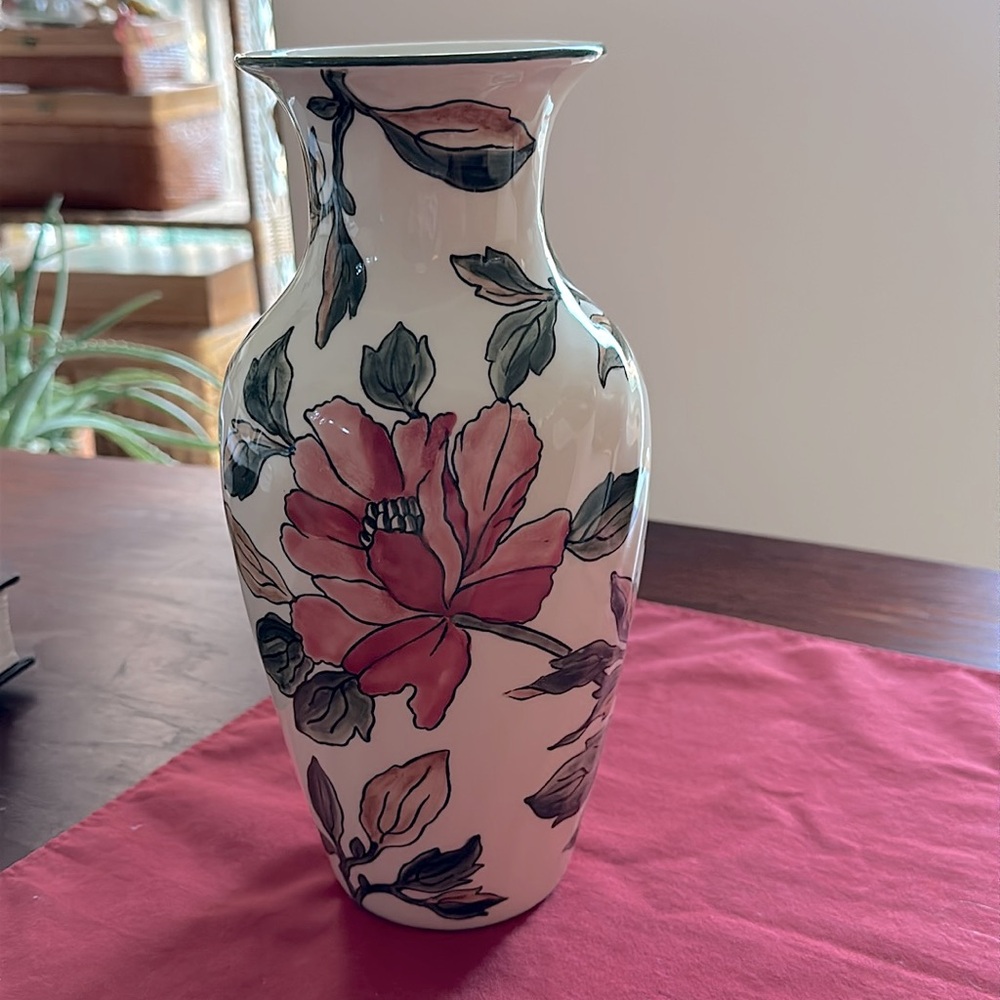 10” Vintage Gien France “Les Grandes Fleurs de Gien” vase